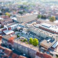 Dronefoto SJKI-gebouwen